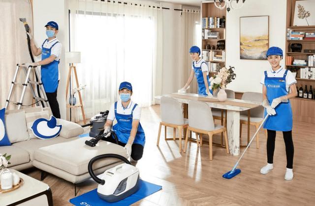 家政服务乱象频发下的养老刚需 挑战与机遇并存