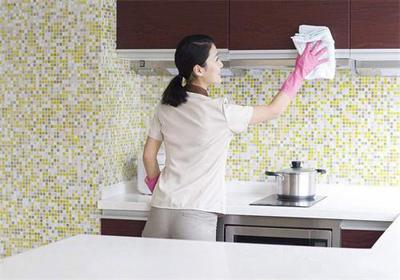 绿蛙家政 打造贴心、专业的家政服务体验